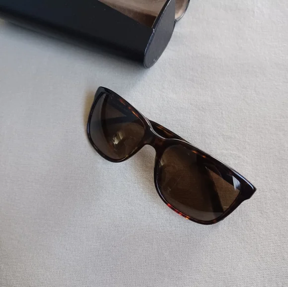 Burberry Women's Sunglasses - Picture 3 of 8